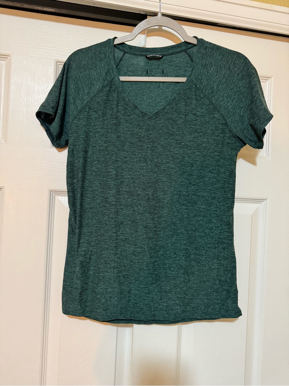 Oiselle Women's V-Neck Short Sleeve Top - Forest Green